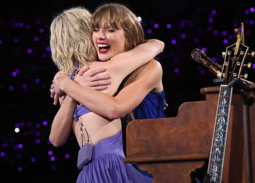 Taylor Swift and Hayley Williams on The Eras Tour in London