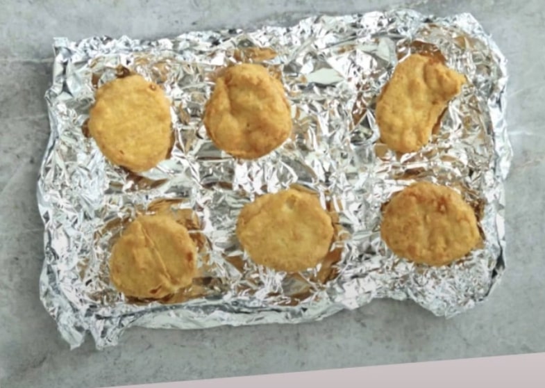 McNuggets prepared for reheating in the oven