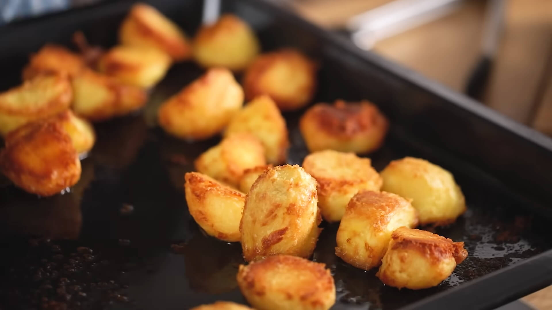 Reheating roast potatoes in the oven