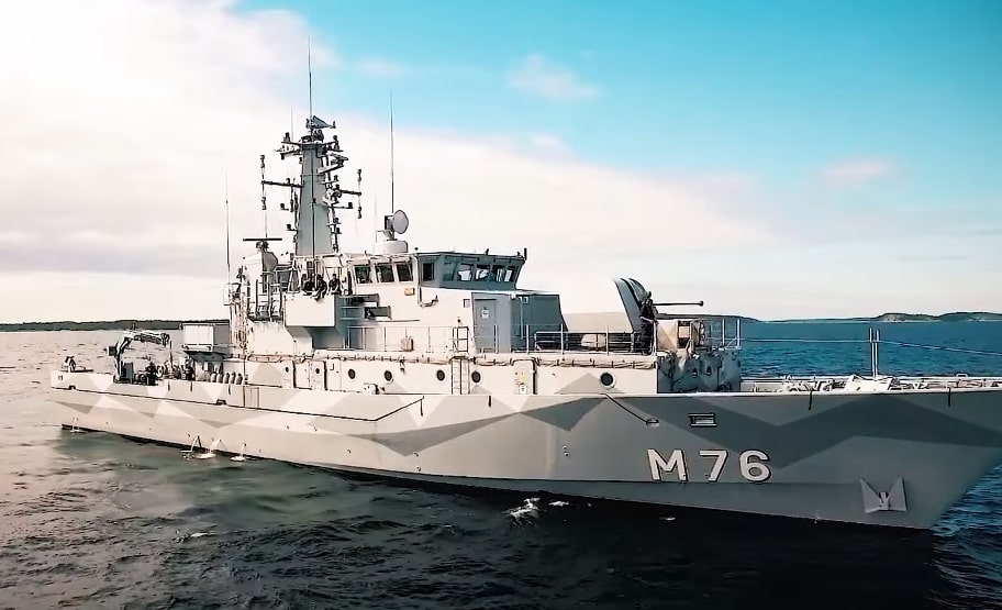 Swedish M76 warship