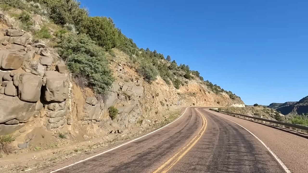 Salt River Canyon Drive on Highway 60